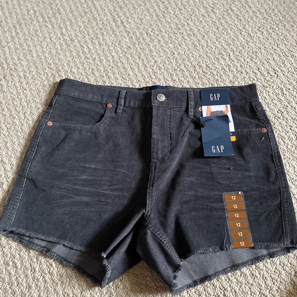 NWT Gap Ladies Corduroy shorts, Silver Bells (charcoal gray)
